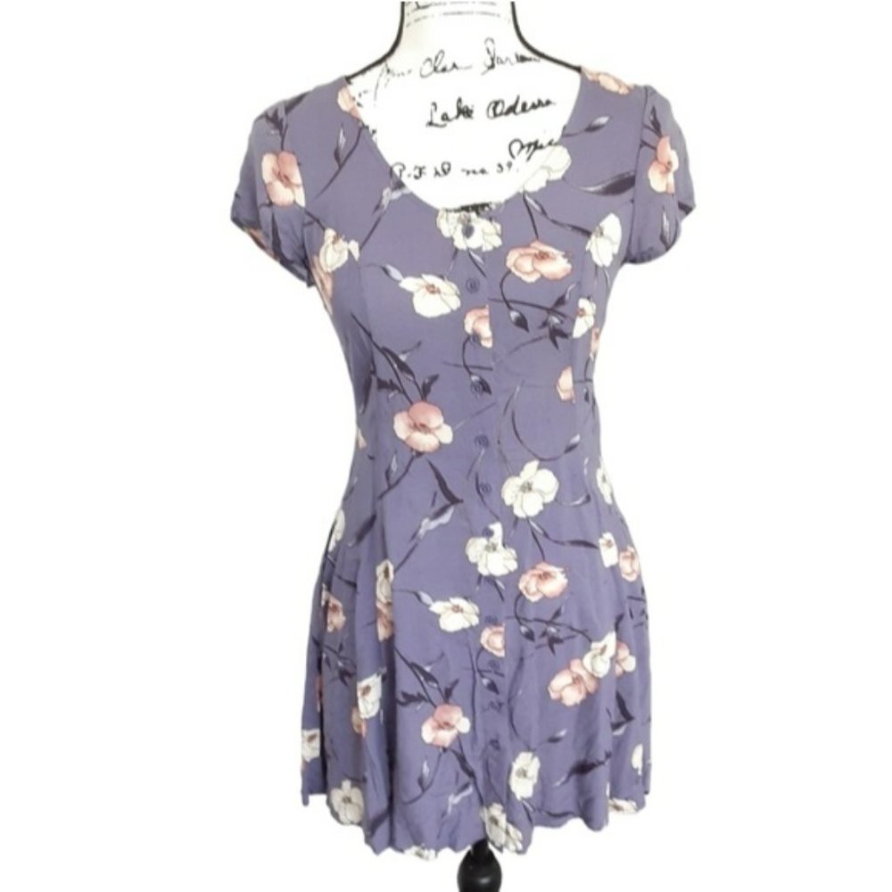 Band Of Gypsies Womans XS Button Front Mini Dress Purple Floral Lace Up